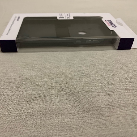 Moto E KICK | Dual-Layer Protective Kickstand Case Metro by T-Mobile - Picture 14 of 15